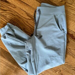 Figs size S never worn